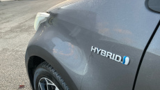 Toyota Yaris 1.5 Hybrid Design 5dr CVT Hybrid Hatchback